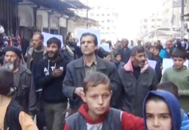 الغوطة تغلي.. احتقان و مظاهرات ضد المسلحين