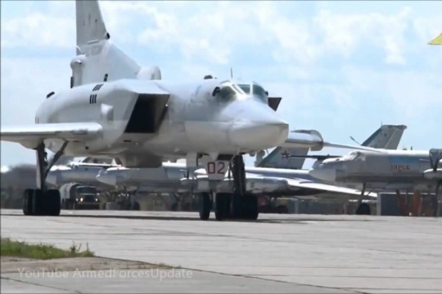 روسيا تعتزم سن عملية عسكرية واسعة بمشاركة 69 طائرة حربية وقاذفات عملاقه استراتيجية