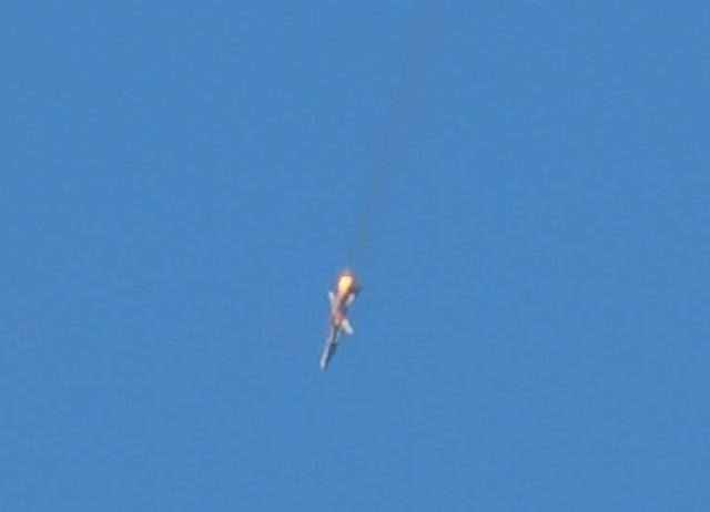 موسكو تؤكد إسقاط طائرتها الحربية في سورية وتنفي اختراقها للأجواء التركية