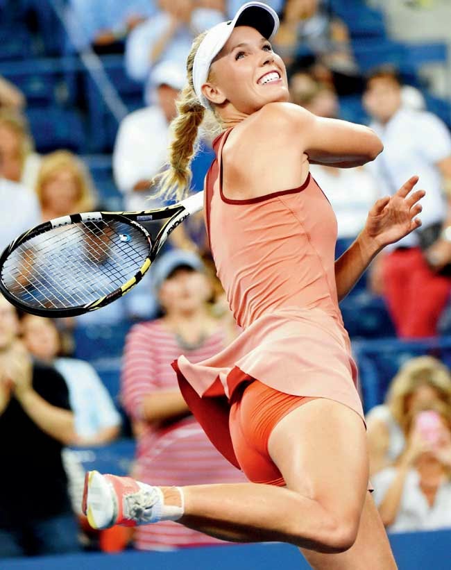 لاعبة التنس الدينماركية الجميلة كارولين فوزنياكي في صور محرجة في الملاعب