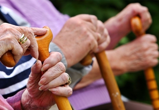 وفق مستجدات الحياة.. تغيّر النظرة التقليدية لمؤسسات رعاية المسنين