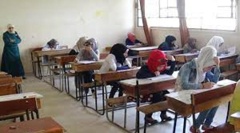 فترة الامتحانات.. أجواء مشحونة بالتوتر لغياب الدعم النفسي.. وتكاليف بملايين الليرات للدروس الخصوصية
