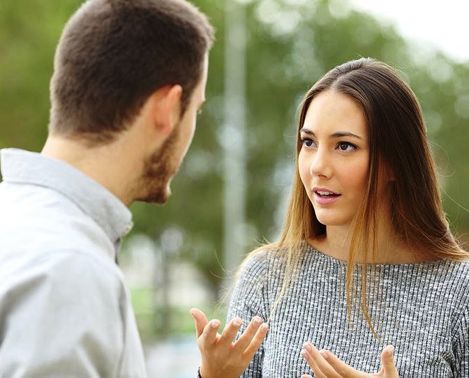 8 أسباب تجعل النساء يتحدثن أكثر من الرجال
