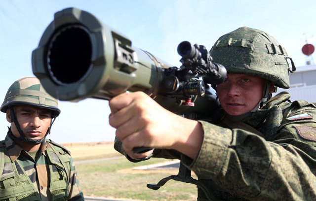 بوتين: القوات المسلحة الروسية تضمن توازن القوى العالمي