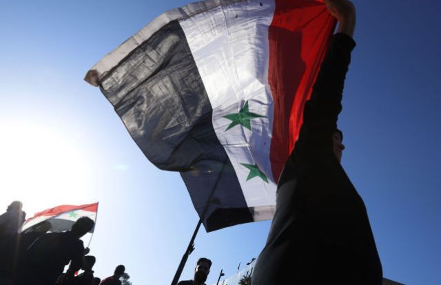 العمليّة السياسيّة في سورية: «أمام سِرْ»