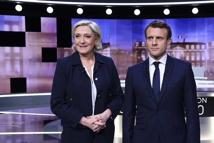 فرنسا: احتدام المنافسة بين ماكرون ومرشحين في الانتخابات الرئاسية اليوم
