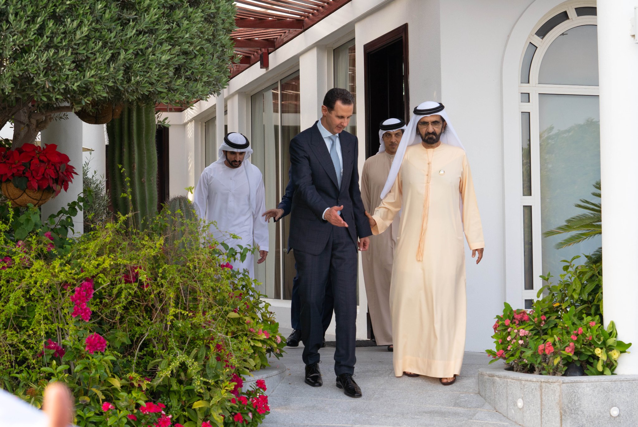 الرئيس الأسد يزور دولة الإمارات العربية المتحدة ويلتقي الشيخ محمد بن راشد آل مكتوم رئيس مجلس الوزراء حاكم دبي
