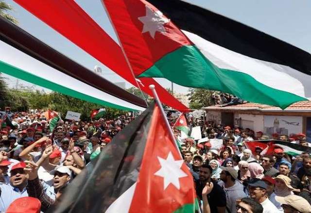 السعودية والإمارات.. التآمر لضرب الاستقرار في الأردن!!