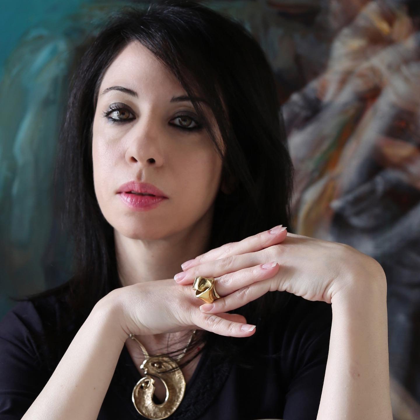 لوحات سارة شمة في كاتدرائية «ريبون»
