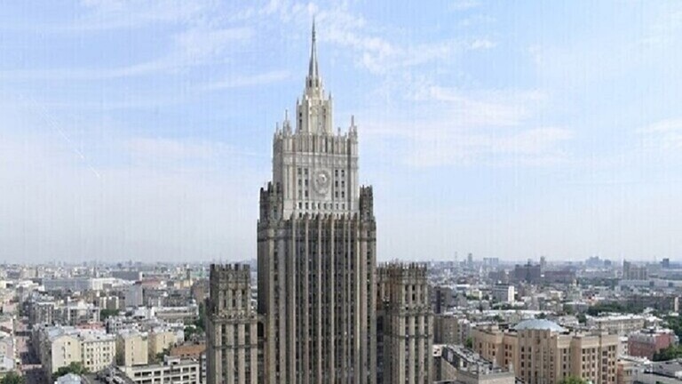 موسكو: بريطانيا اتخذت قرارها النهائي وأطلقت مواجهة مفتوحة مع روسيا
