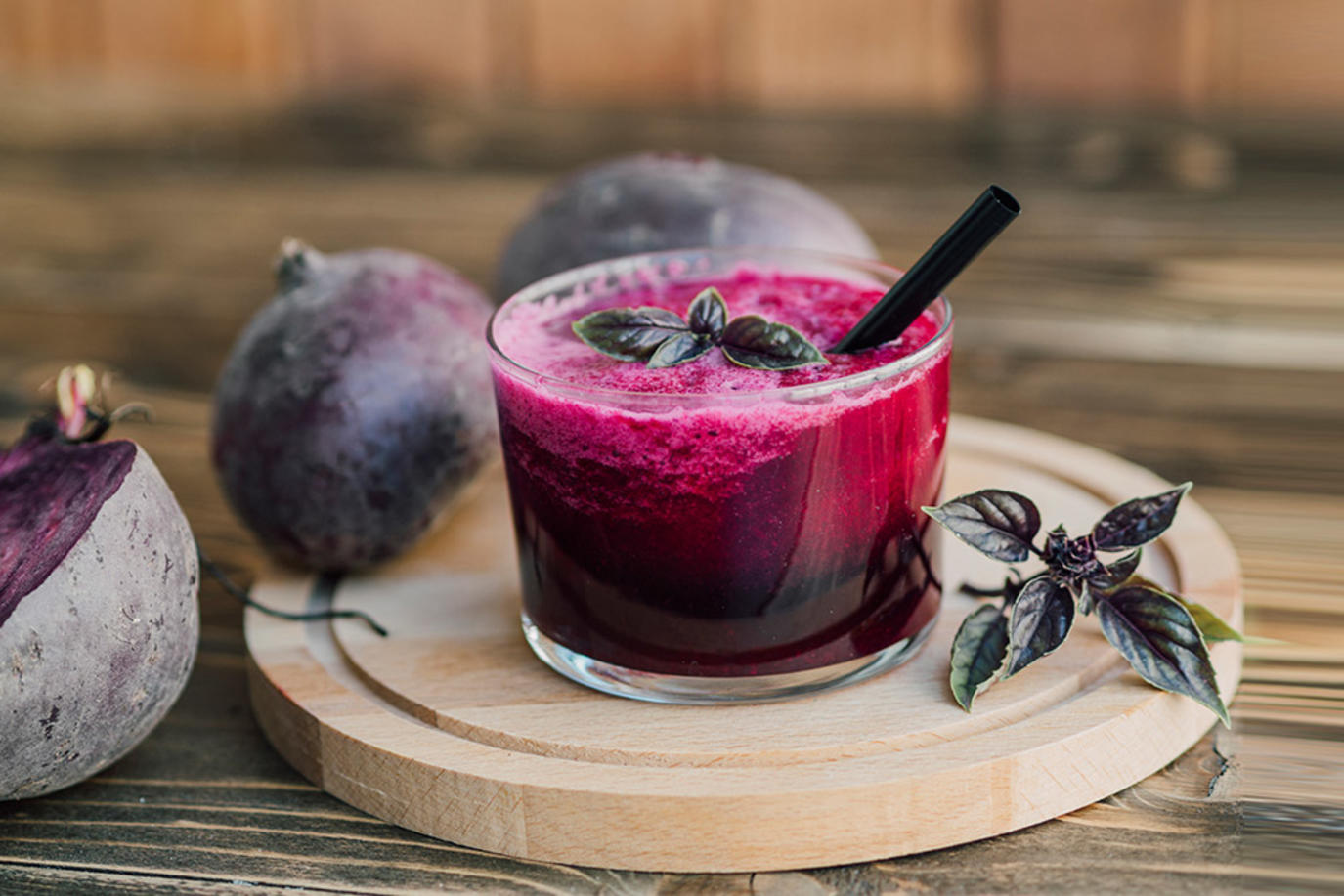 فوائد عصير الشمندر مع الرمان للنساء «خارقة»
