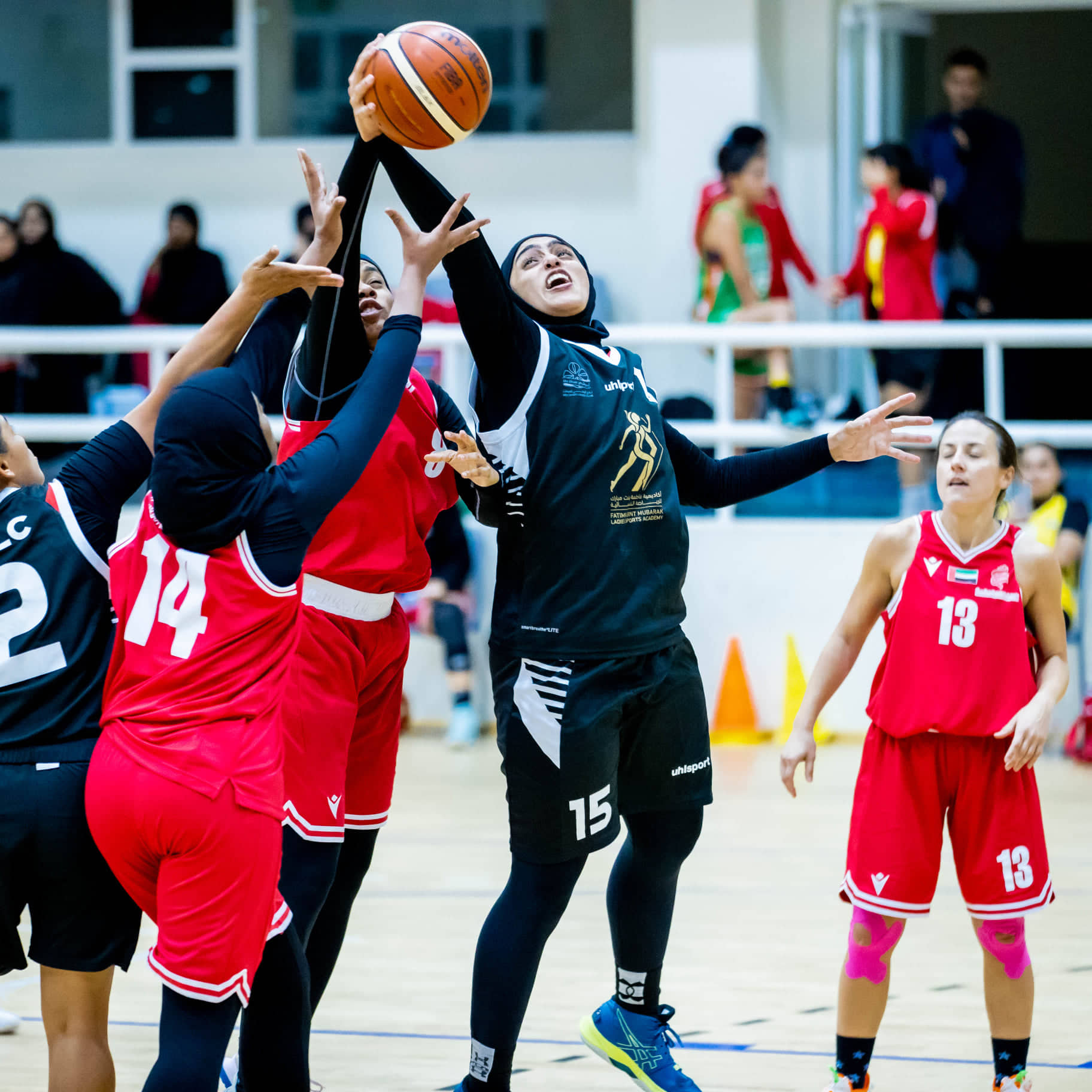 أكاديمية فاطمة بنت مبارك للرياضة النسائية تواصل خططها في التعزيز الرياضي والصحي للسيدات 