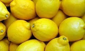 الليمون بات عملة نادرة في أسواق دمشق.. 2500 ليرة سعر الحبة..!.
