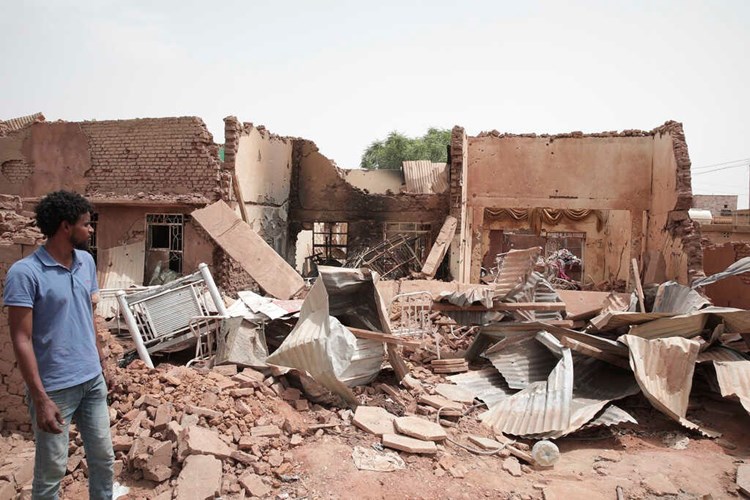 ضربات المدفعية والطيران تهز السودان رغم تعهدات الهدنة
