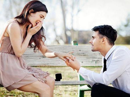 كيف تختارين موعد زفافك بعد إعلان الخطوبة؟
