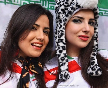 أيهما أجمل مشجعات إيران أم مشجعات أسبانيا في كأس العالم روسيا 2018