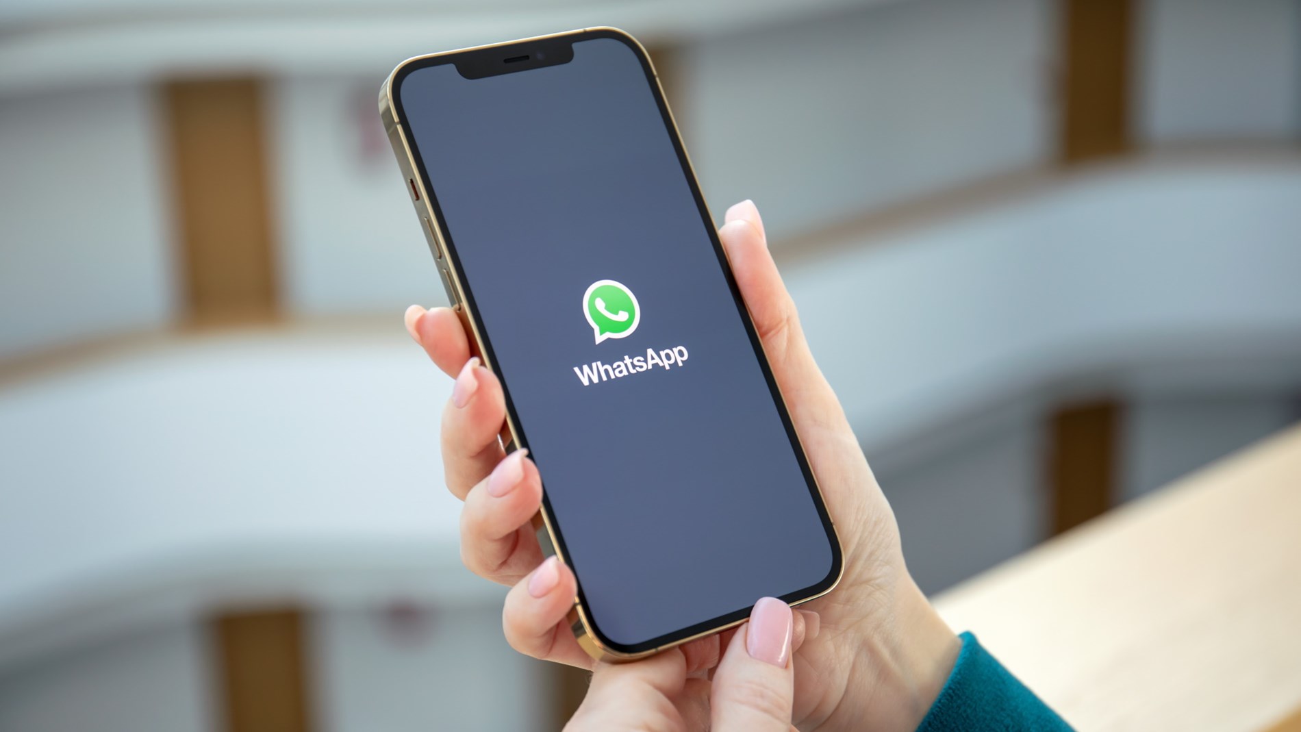 بهذه الطريقة يمكنك إخفاء رقمك عن المتصلين معك على «واتساب»
