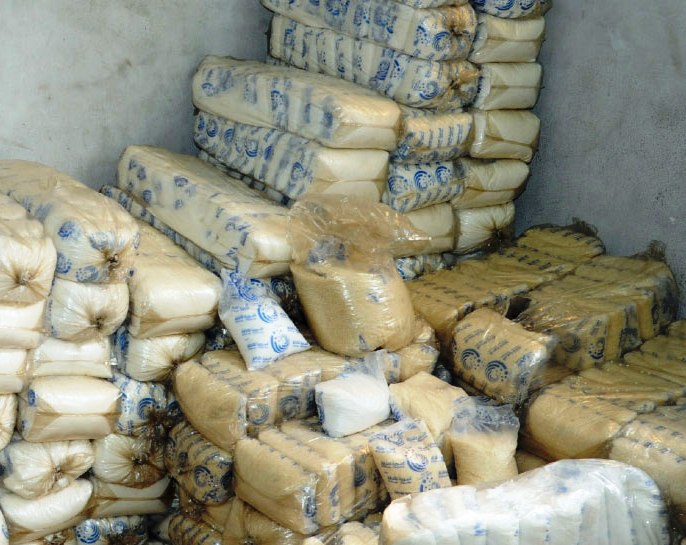 السكر يختفي من الأسواق بعد محاولات تخفيض سعره ويصل إلى 6 آلاف في بعض صالات «السورية للتجارة»
