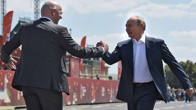 رئيس الفيفا: كلنا وقعنا في حب روسيا