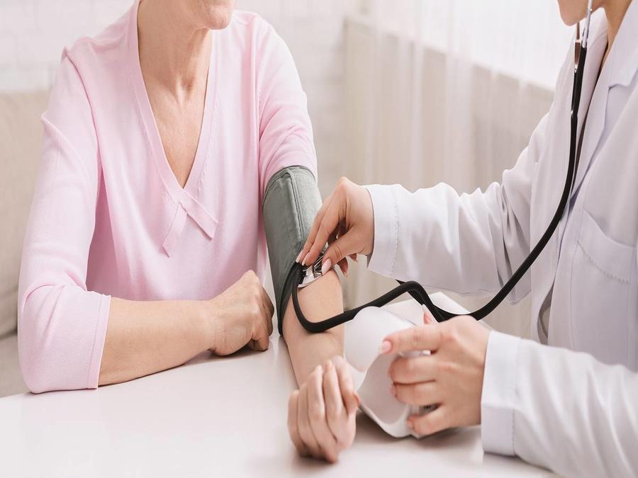 أسباب هبوط الضغط عند النساء
