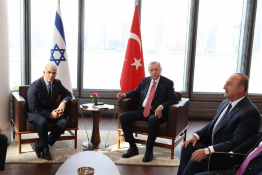 تركيا ــ إسرائيل: أيام «وردية»
