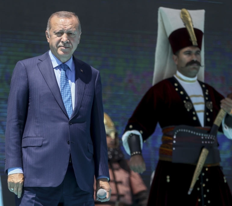أردوغان ــ بوتين: سياسة حافة الهاوية.. بقلم: محمد نور الدين
