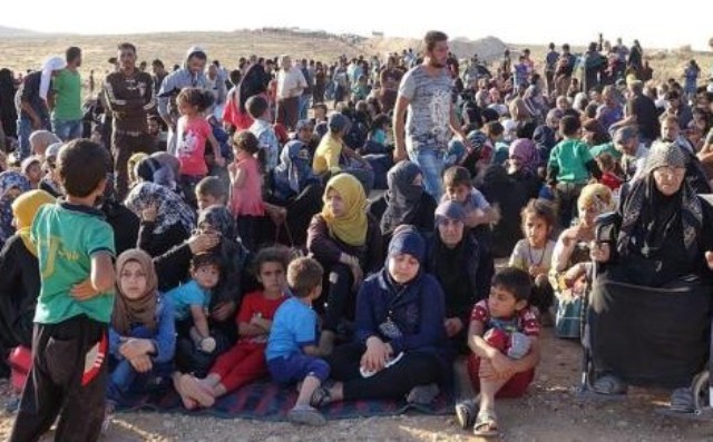 مشاورات لرفع العقوبات عن دمشق.. موسكو: فتح ممرين للاجئين من الأردن ولبنان
