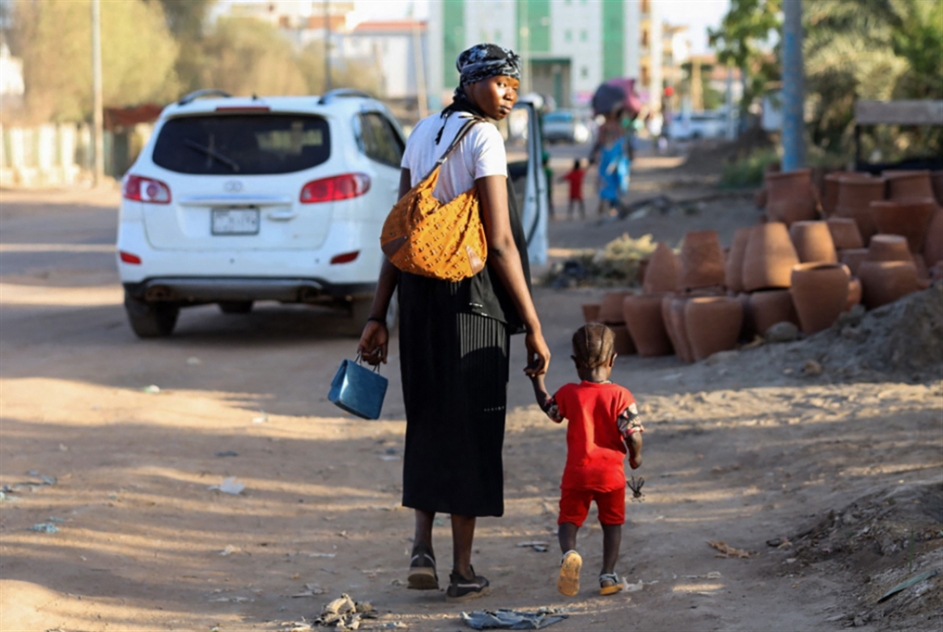 أسبوعٌ من الاقتتال: السودان نحو «كسر العظم»
