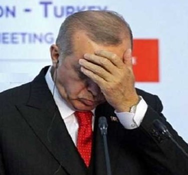 إردوغان: العدو أمامه والبحر من ورائه.. بقلم: حسني محلي
