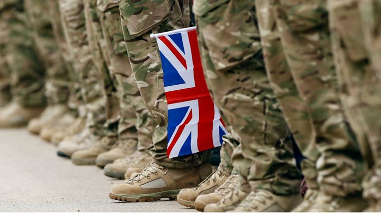 لجنة الدفاع البريطانية: الجيش في حالةٍ يُرثى لها
