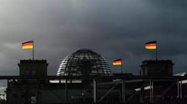 البوندستاغ يحذر من خطر تحول ألمانيا إلى دولة مفلسة
