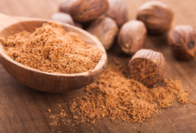 فوائد جوزة الطيب للنساء لا تخطر على بال!
