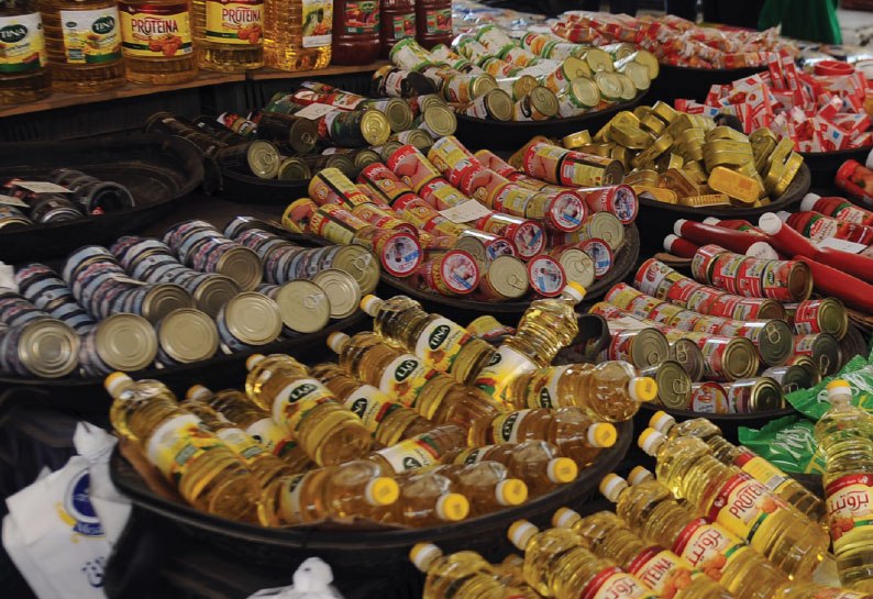 وزارة التموين تحذر تجار المواد الغذائية … حماية المستهلك: التموين تلوح بالعصا لكن لا تستخدمها
