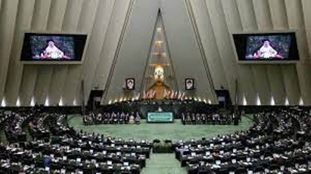 البرلمان الإيراني: الرد سيكون حاسماً على إجراءات أوروبا ضدّ حرس الثورة
