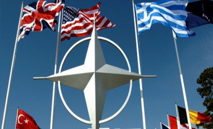 حلف الناتو يحشرج قبل الموت