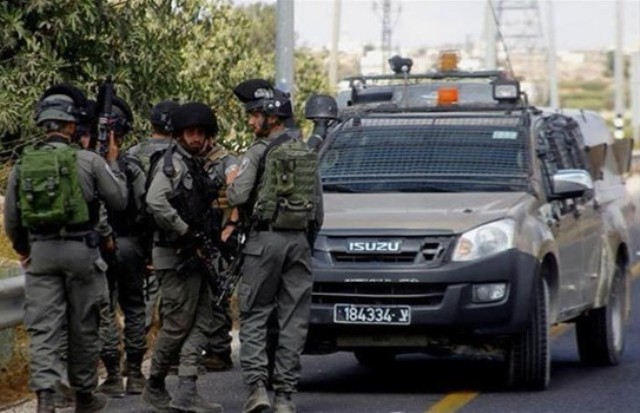 مقتل 3 جنود إسرائيليين وإصابة 2 بعملية فدائية قرب رام الله