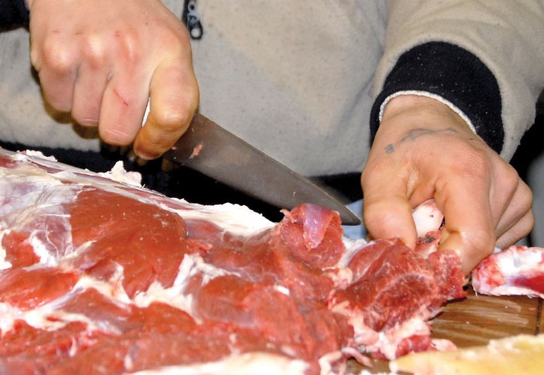 تأثير الحرب الأوكرانية يصل إلى سوق اللحوم السورية والسبب أسعار الأعلاف
