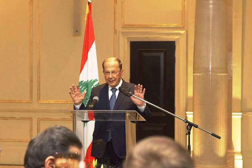 الرئيس اللبناني: الشعب ثار بعدما فقد ثقته بدولته ويجب أن نعيد إليه هذه الثقة