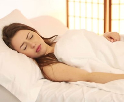 4 أمور تحصل خلال النوم تشير إلى مشاكل صحية