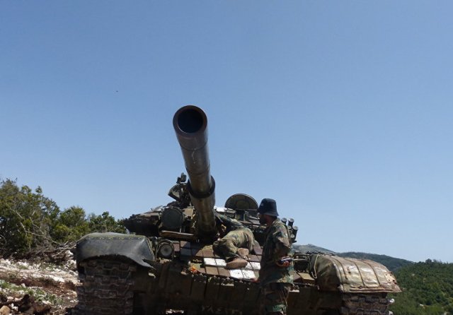الجيش السوري يواصل تعزيزاته على محاور إدلب