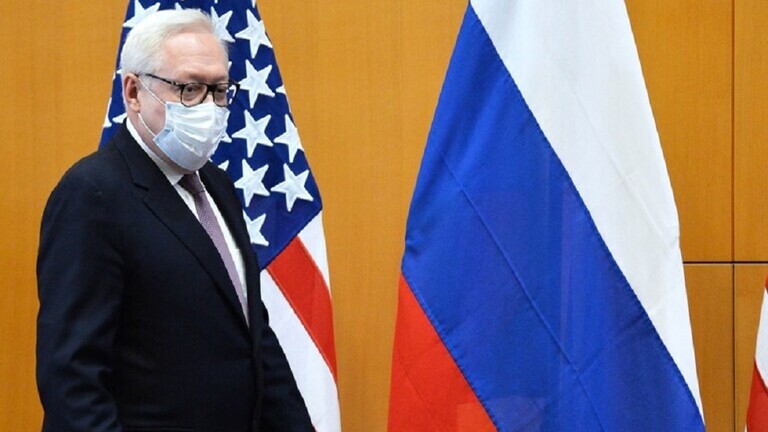 ريابكوف: واشنطن قريبة من أن تصبح طرفا في النزاع مع روسيا
