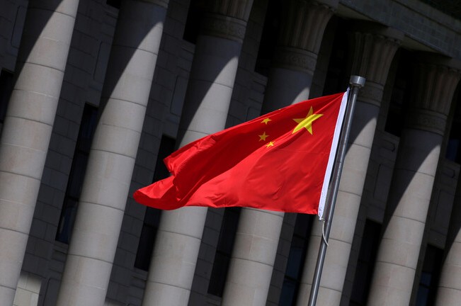 بكين: بومبيو يكذب والعدو الذي يواجه الولايات المتحدة هو كورونا وليس الصين