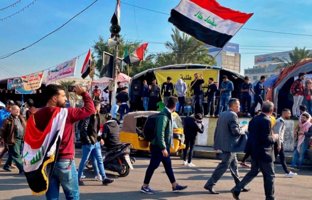 الميزانية وانهيار عائدات النفط وسداد الديون: مخاطر اقتصادية تهدد العراق مع تشكيل الحكومة الجديدة