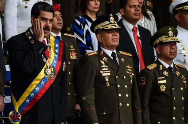 كيف فشلت محاولة الانقلاب الأميركي ضد مادورو؟