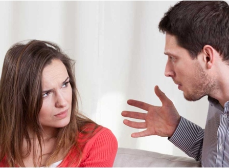 كيف تعبرين عن أوجاعكِ دون الخوف من ردة فعل زوجكِ‎؟