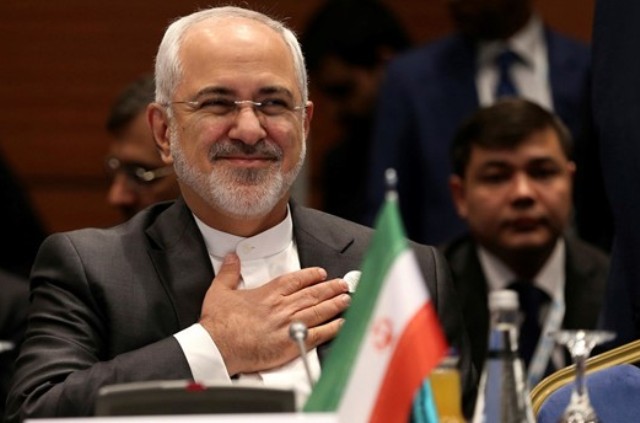 الخارجية الإيرانية: روحاني يرفض استقالة ظريف