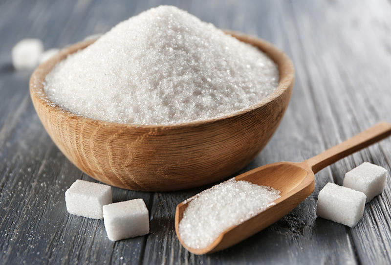 12 إشارة خطرة تدل على الإفراط في تناول السكر
