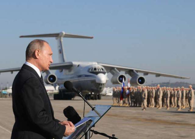 الكرملين: بوتين أشرف شخصيا على العملية العسكرية الروسية في سورية