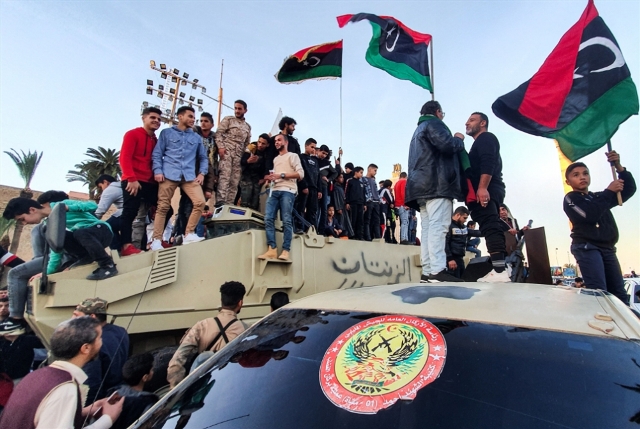 ليبيا..عودة الحوارات رغم استمرار التصعيد