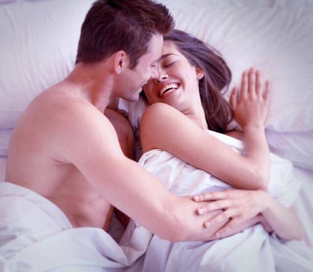 تجنّب هذه التصرفات بحق زوجتك أثناء ممارسة الجنس من أجل متعة أكبر
